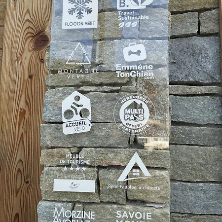 Alpine Vibes Guest Chalet - Spa - Sauna - Morzine Premium Location * מורזין